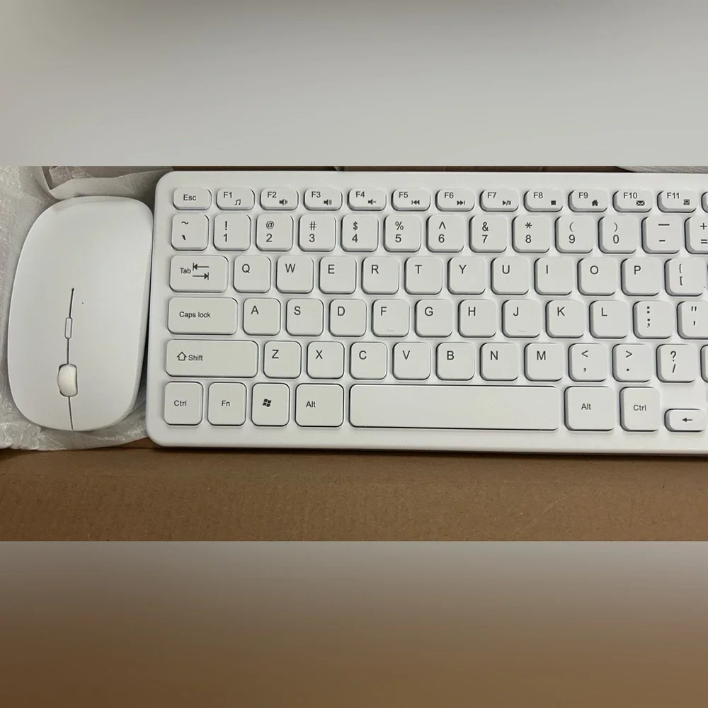 Wireless White Keyboard and Mouse Combo